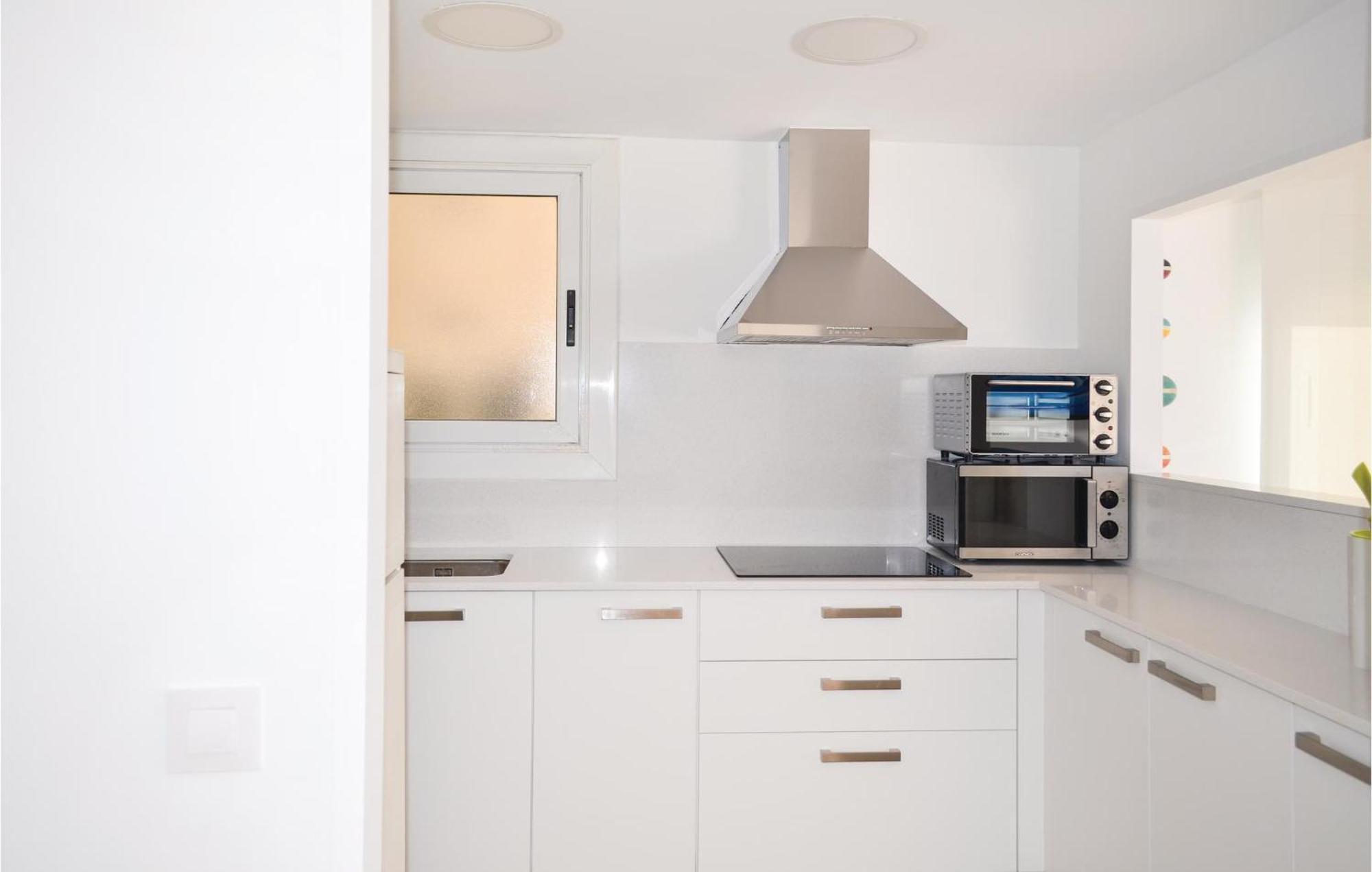 3 Bedroom Beautiful Apartment In Lloret De Mar Eksteriør billede