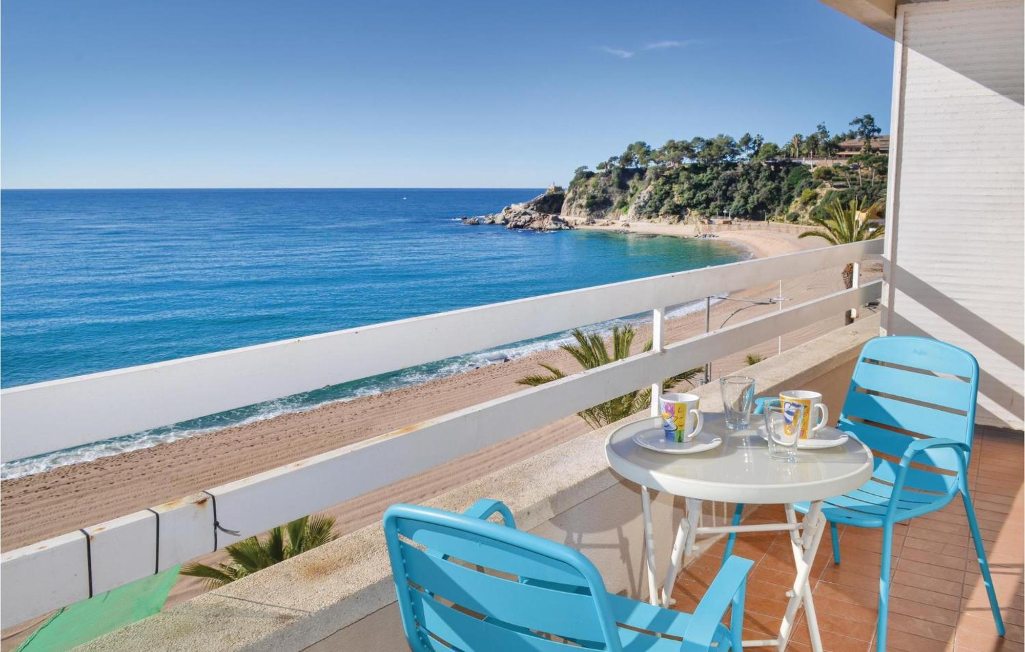 3 Bedroom Beautiful Apartment In Lloret De Mar Eksteriør billede